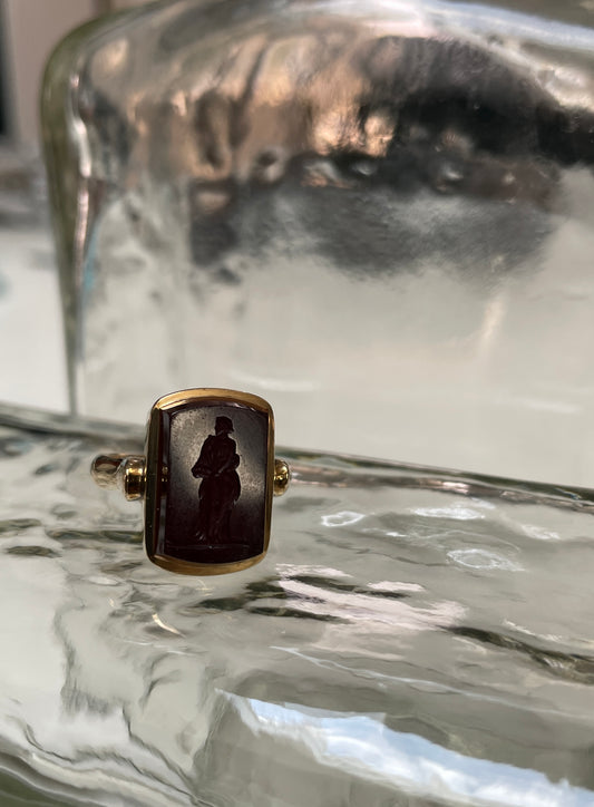 1930s 9ct Intaglio Ring