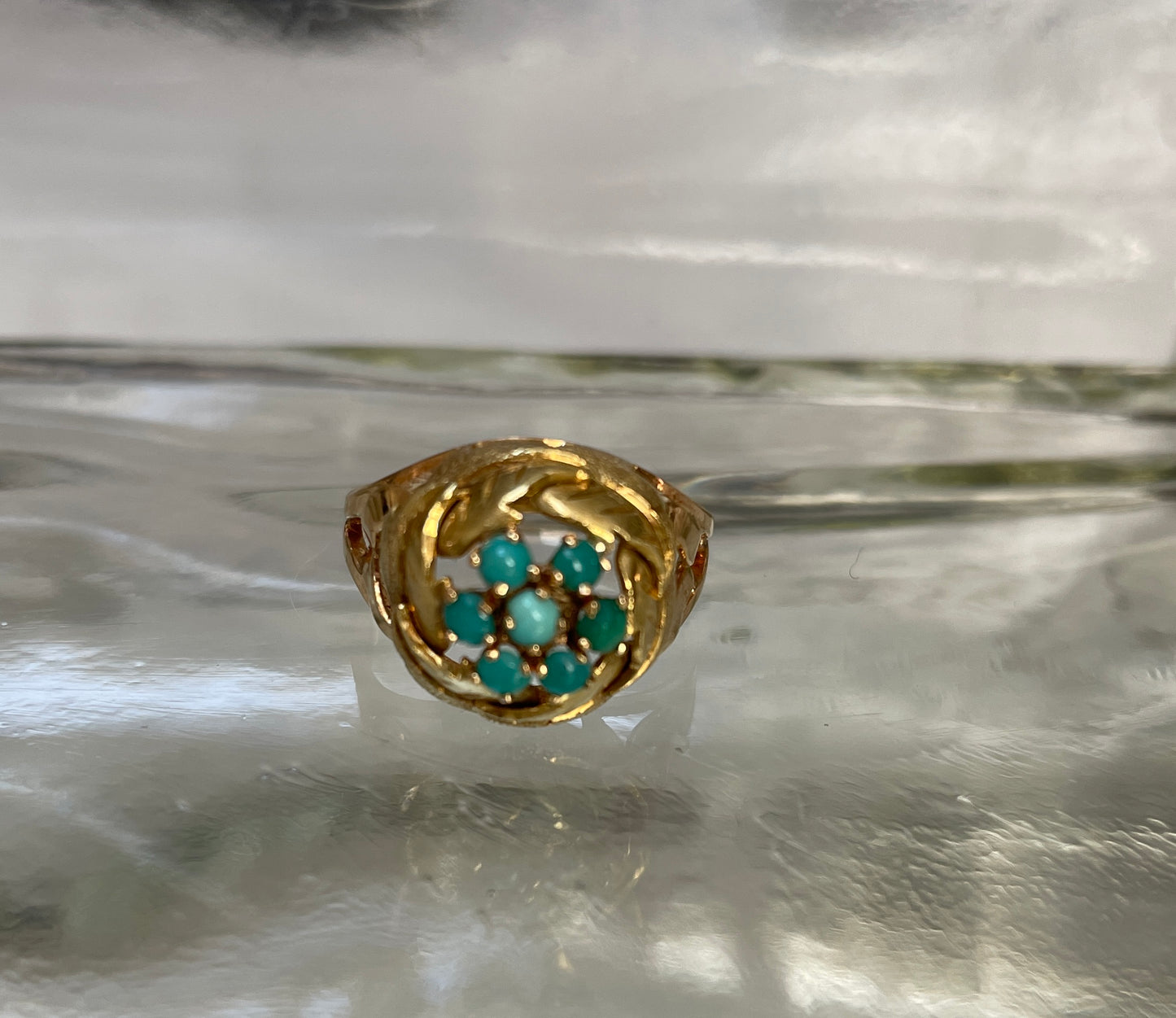 Vintage Turquoise Foliate Motif Ring In 18ct