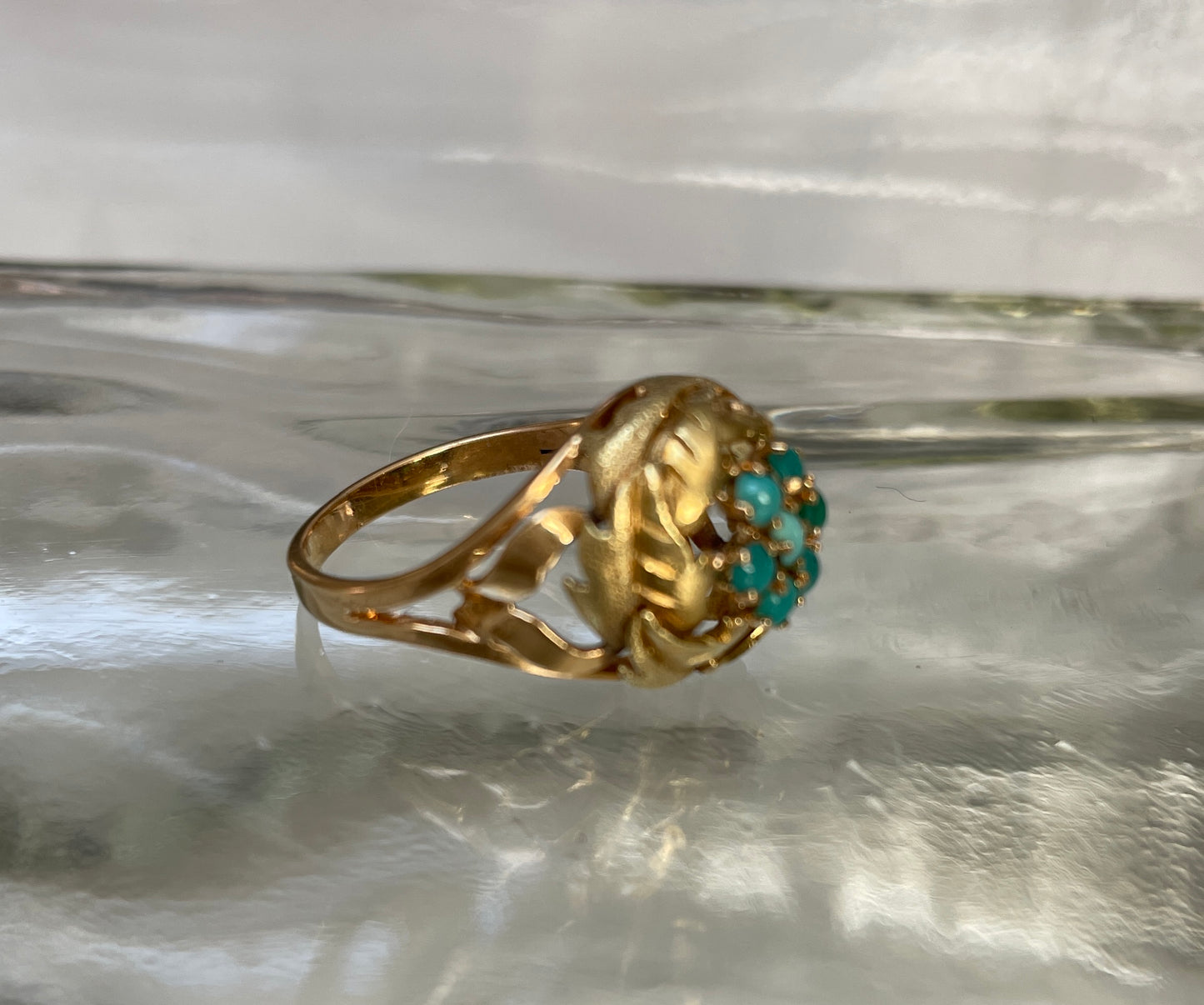 Vintage Turquoise Foliate Motif Ring In 18ct
