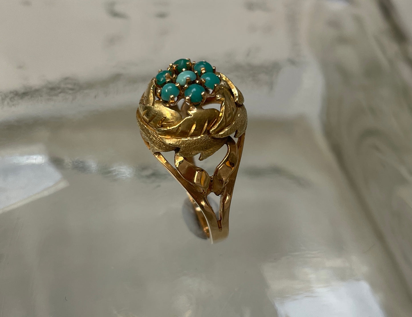 Vintage Turquoise Foliate Motif Ring In 18ct