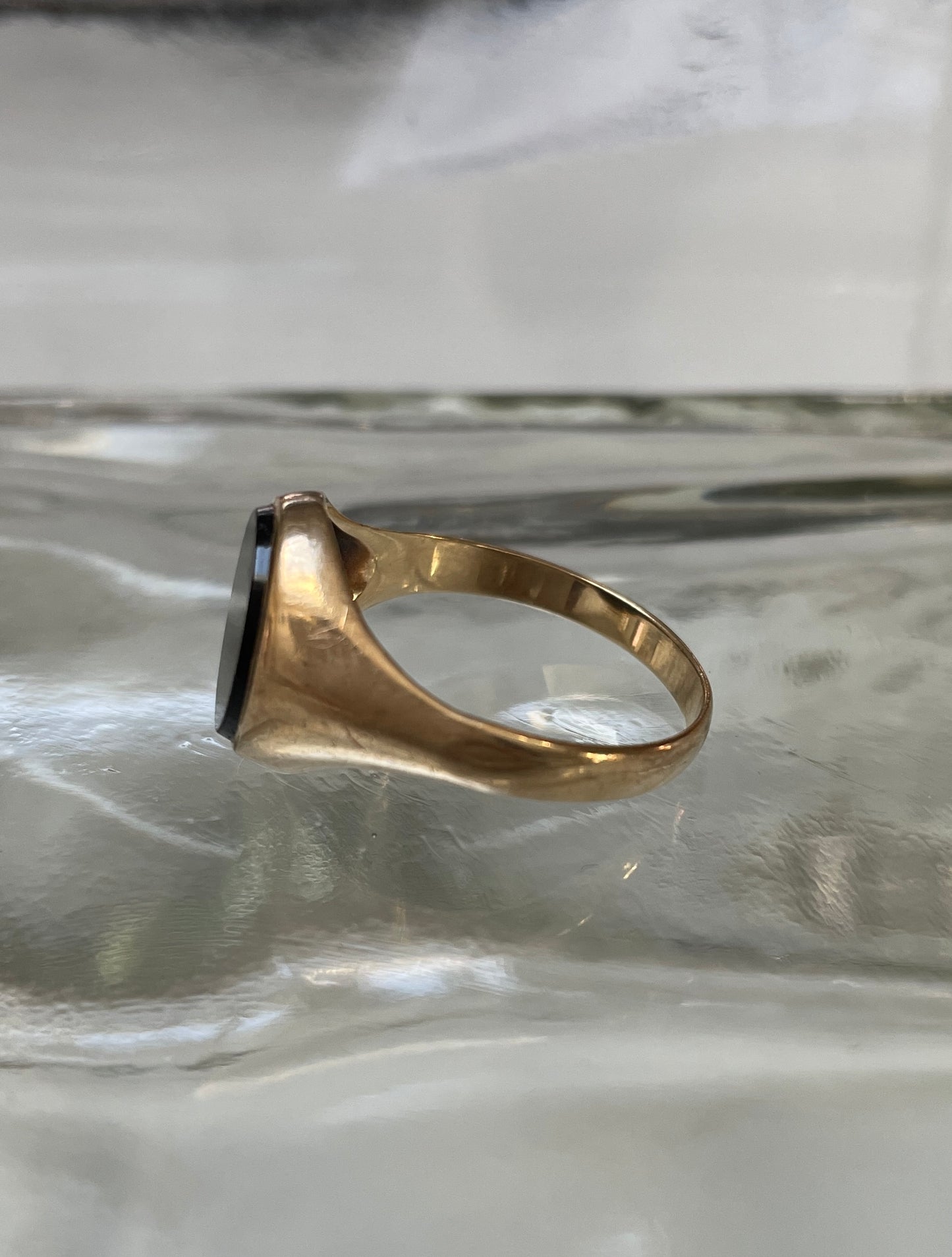 1960s Onyx Signet Ring In 9ct Gold