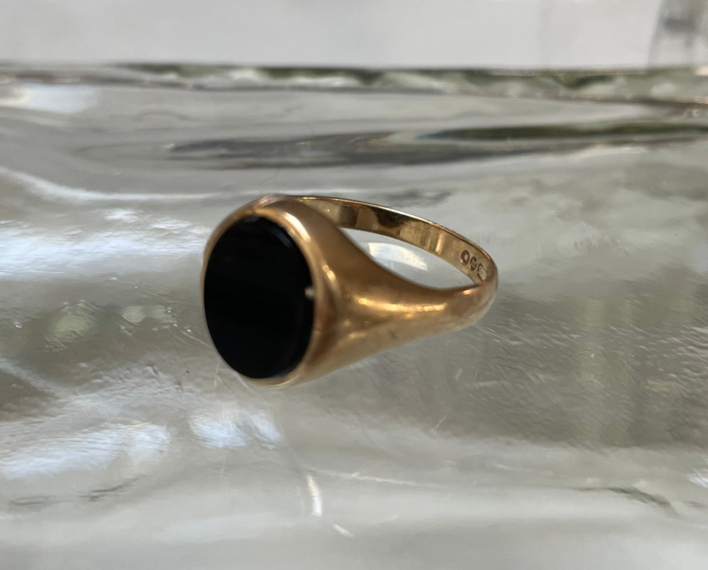 1960s Onyx Signet Ring In 9ct Gold