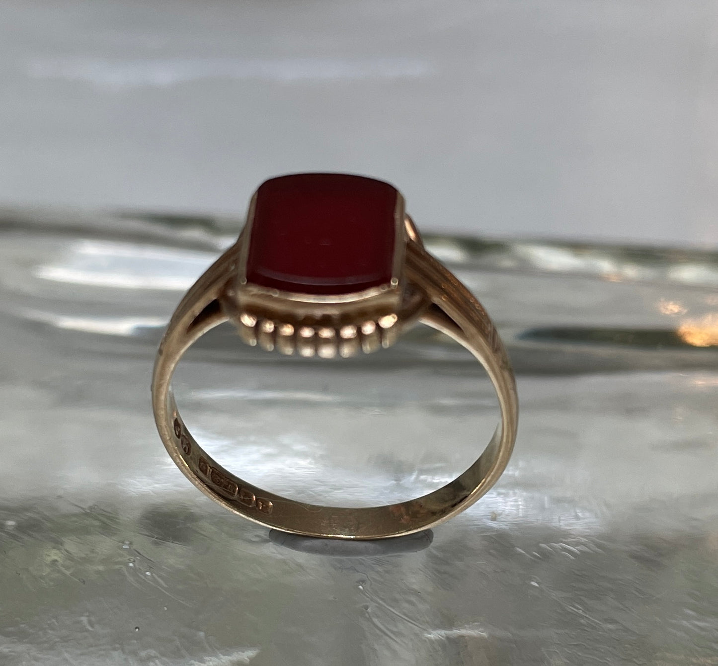 Vintage 9ct Gold Carnelian Signet Ring
