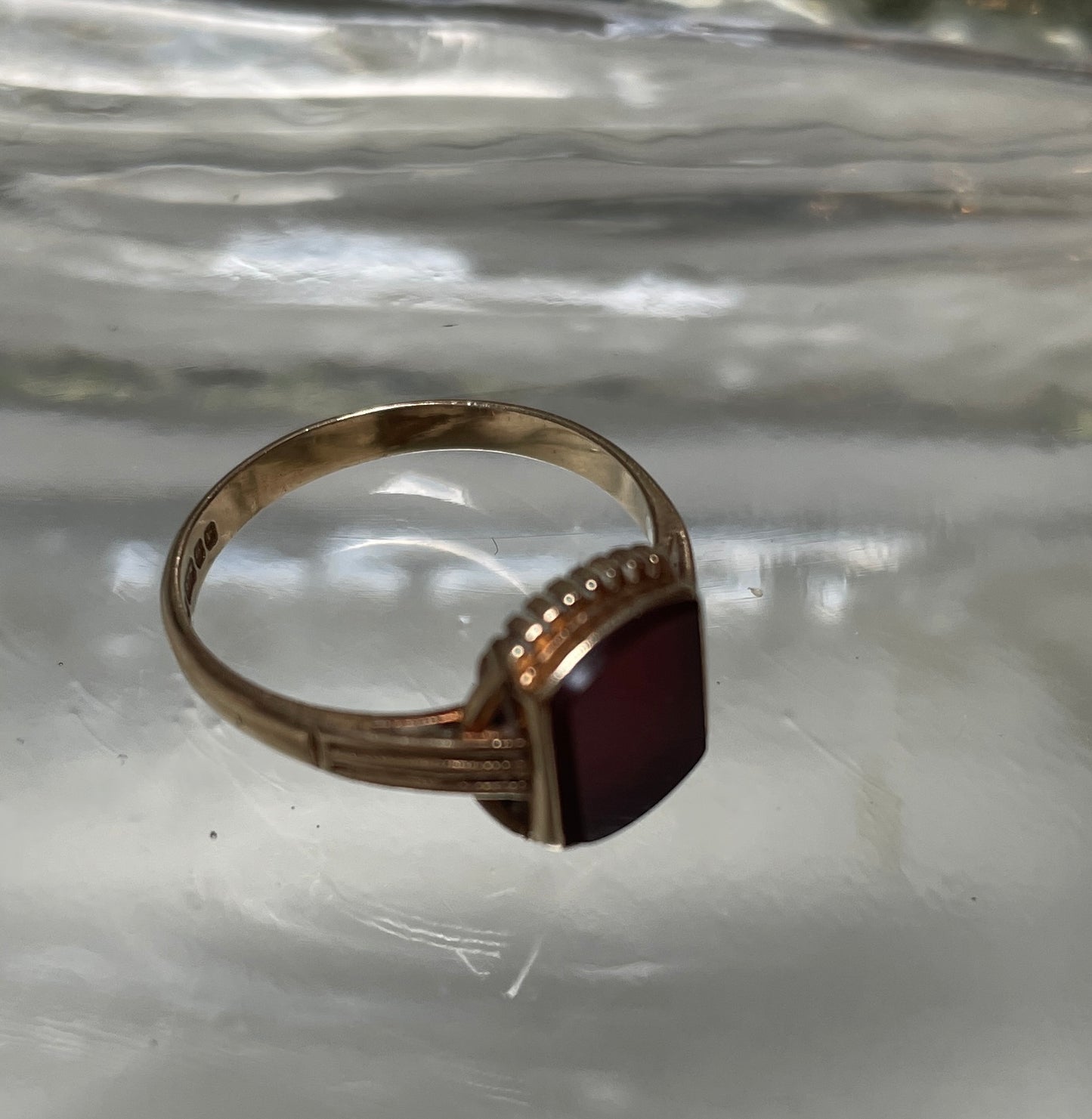 Vintage 9ct Gold Carnelian Signet Ring