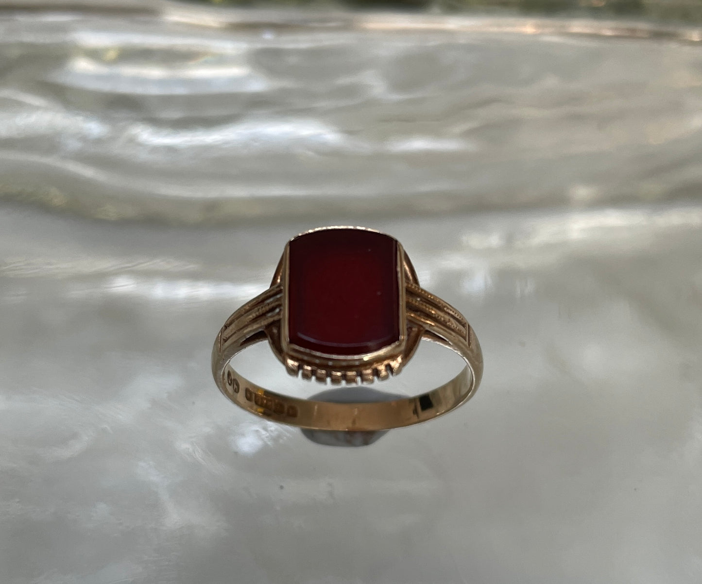 Vintage 9ct Gold Carnelian Signet Ring