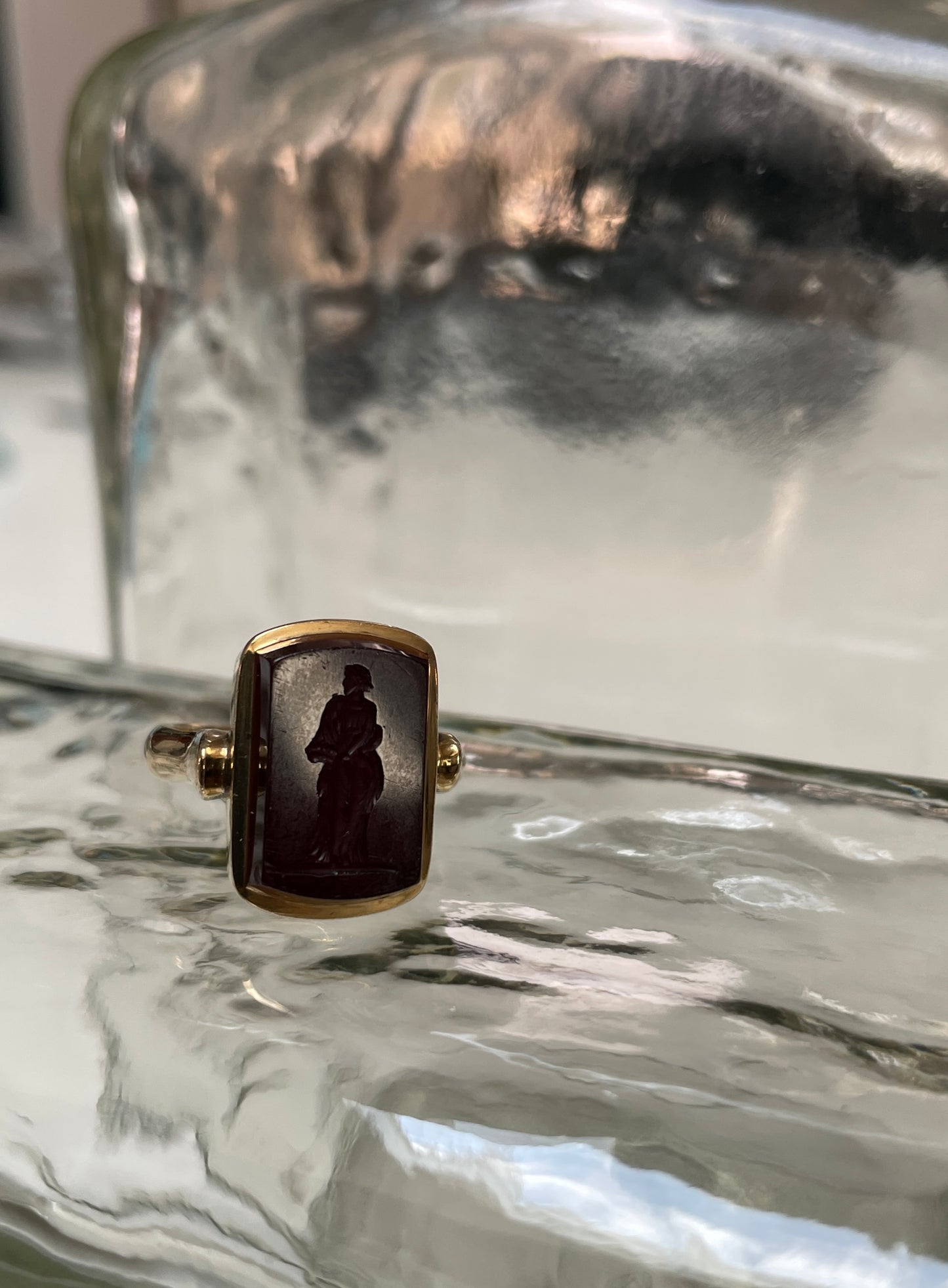 1930s 9ct Intaglio Ring