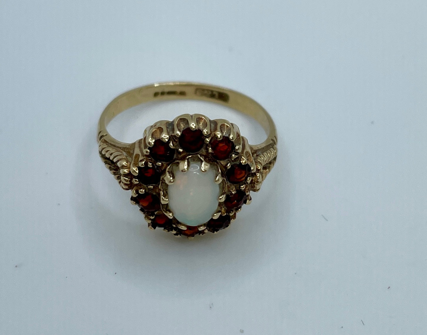 9ct Gold Opal And Garnet Cluster ring