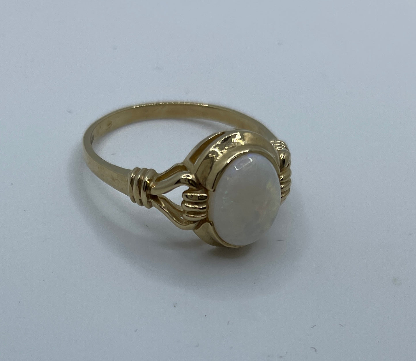 9ct Gold Opal Single Stone Ring