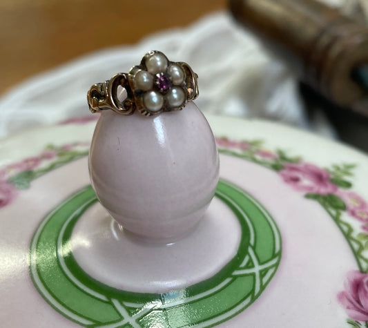 9ct Gold Ruby And Split Pearl Antique Dress Ring