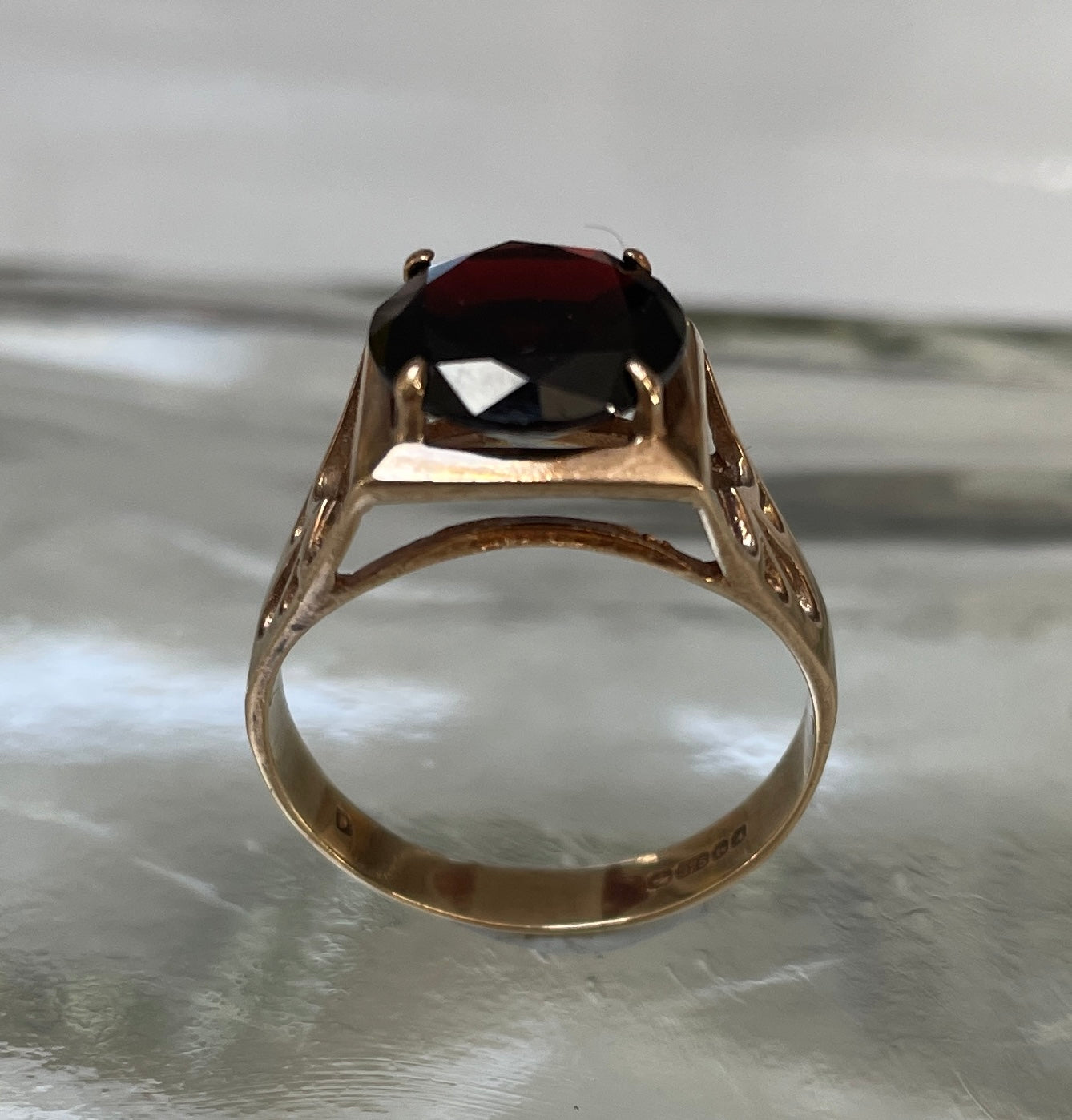 1950s Garnet Ring With Cut Out Shoulders 9ct