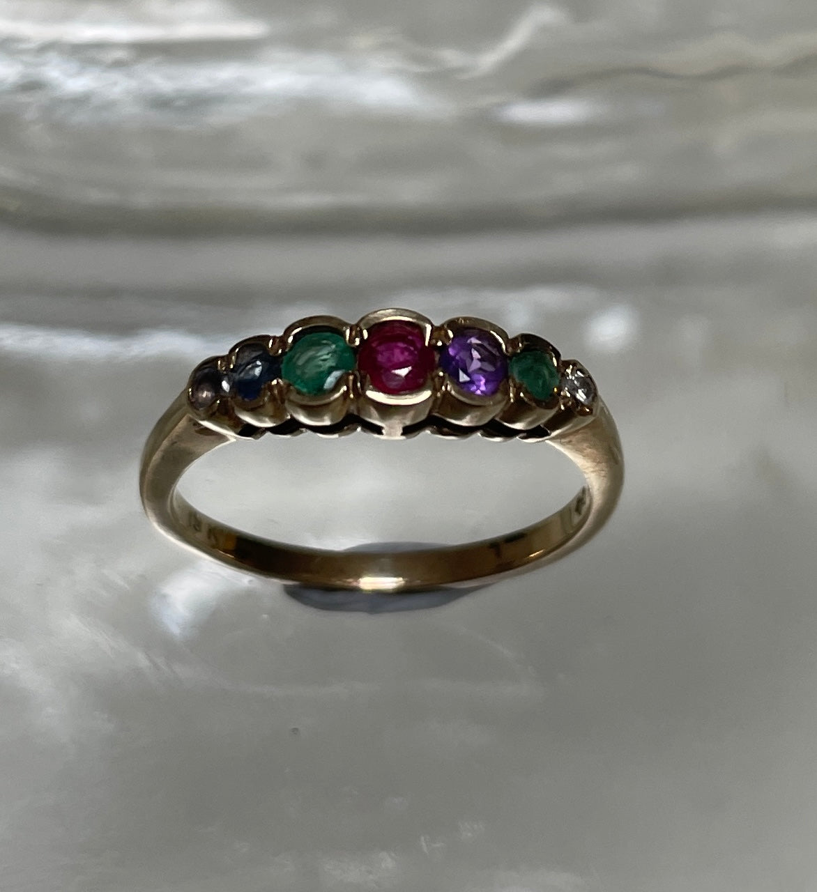 Vintage DEAREST Ring in 9ct Gold