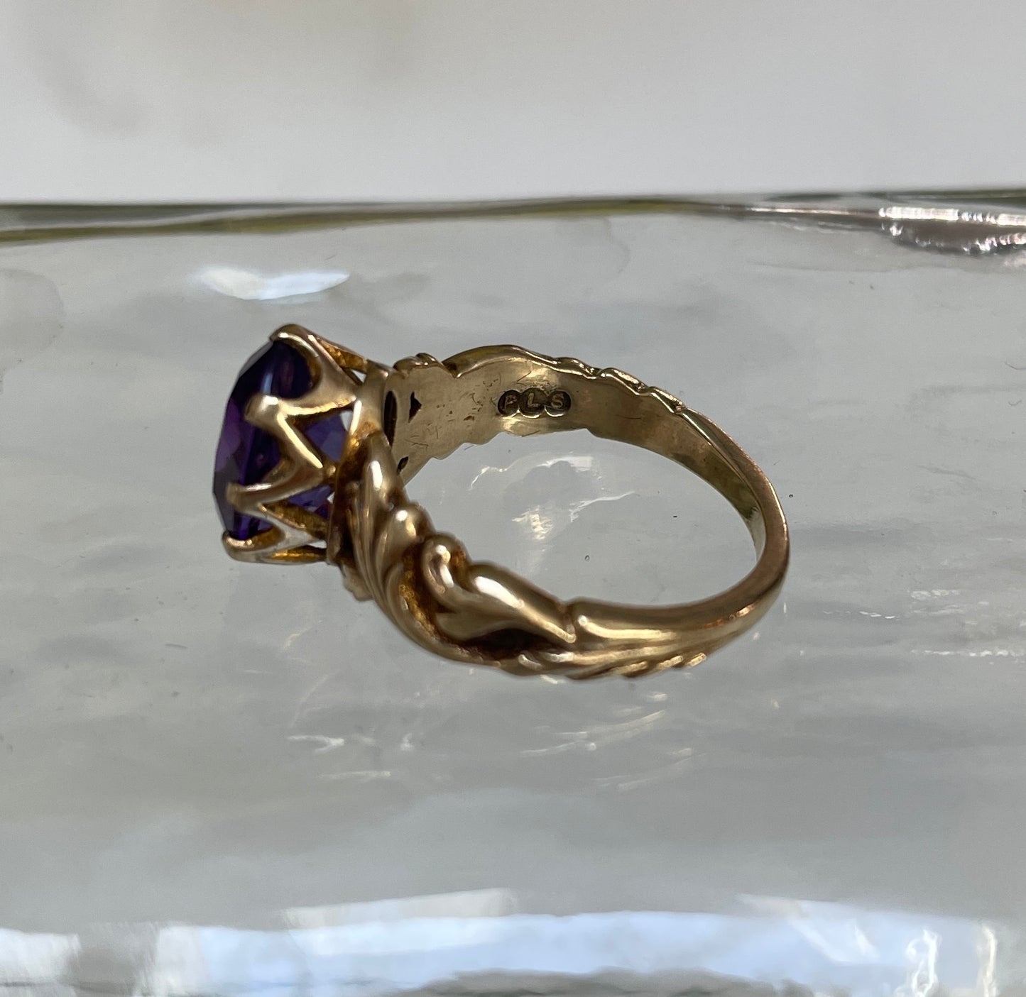 9ct Gold Amethyst Single Stone Ring