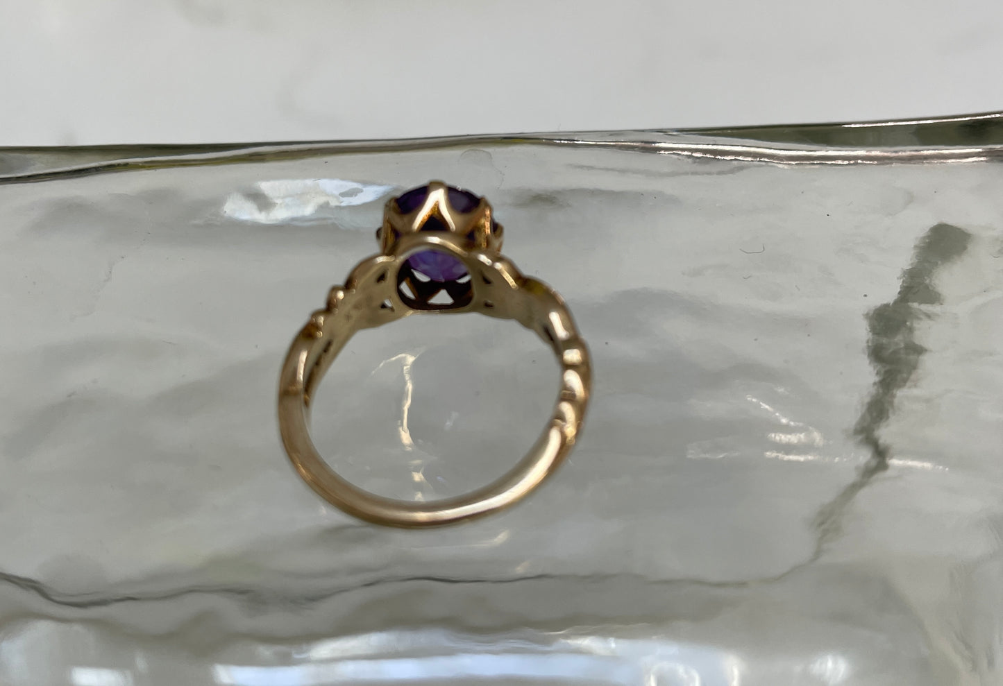 9ct Gold Amethyst Single Stone Ring