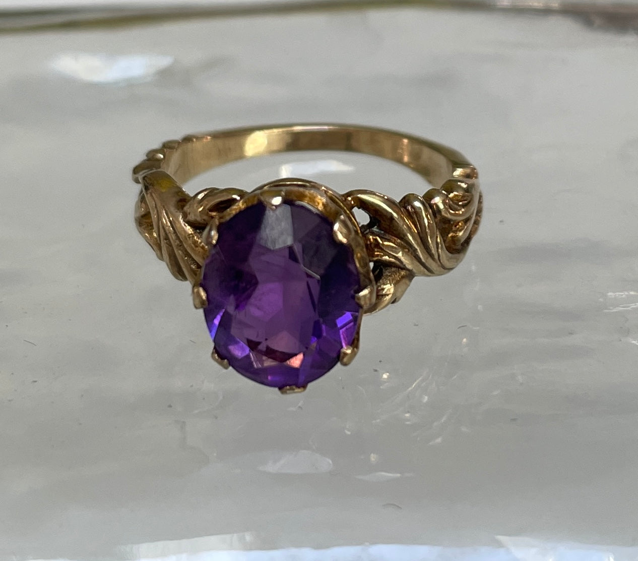 9ct Gold Amethyst Single Stone Ring