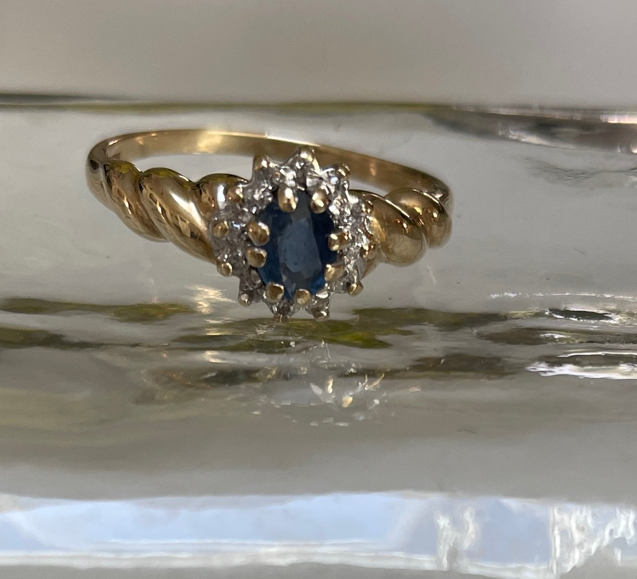 9ct Gold Sapphire & Diamond Ring