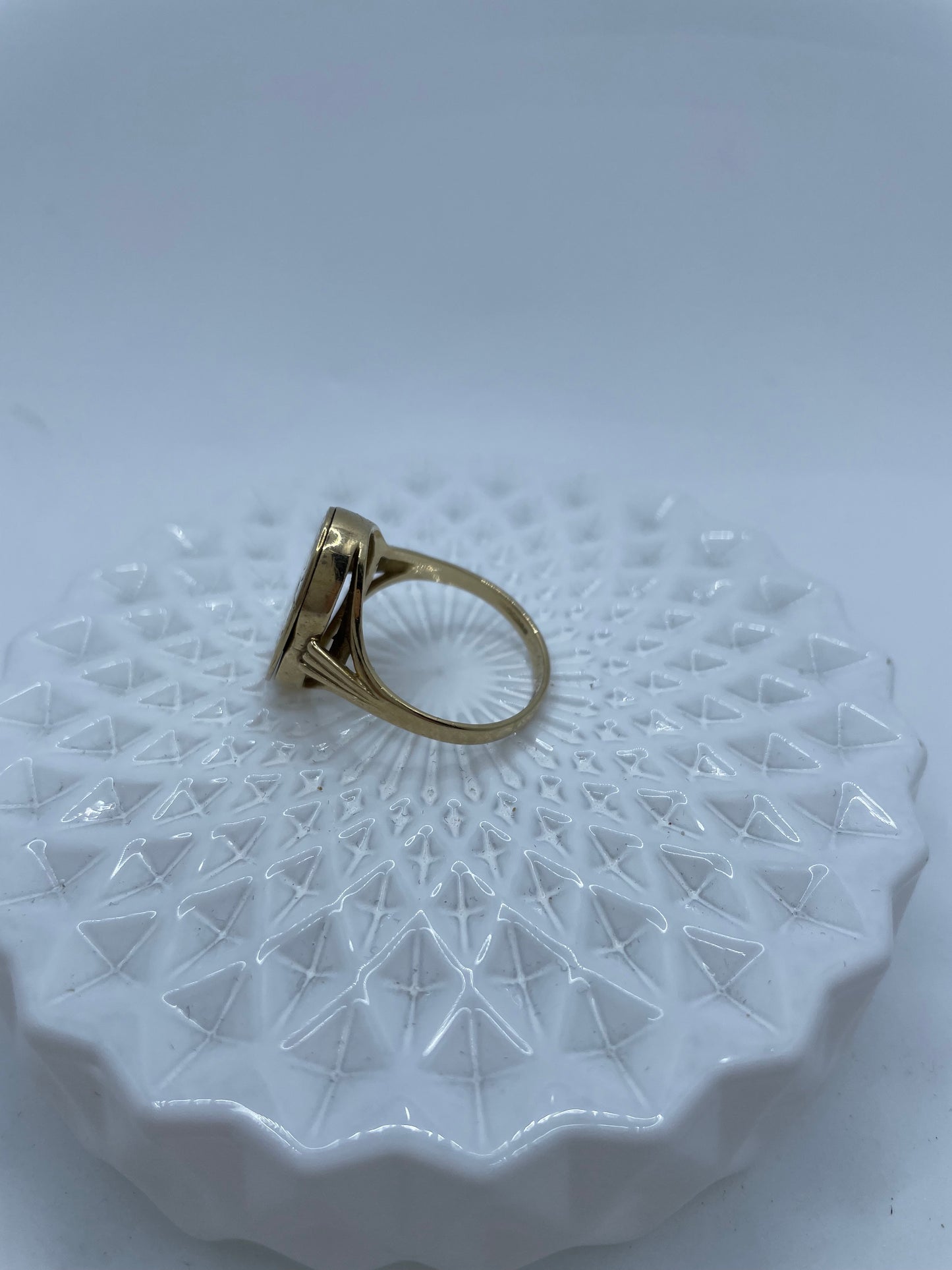 Vintage Gold Locket Ring