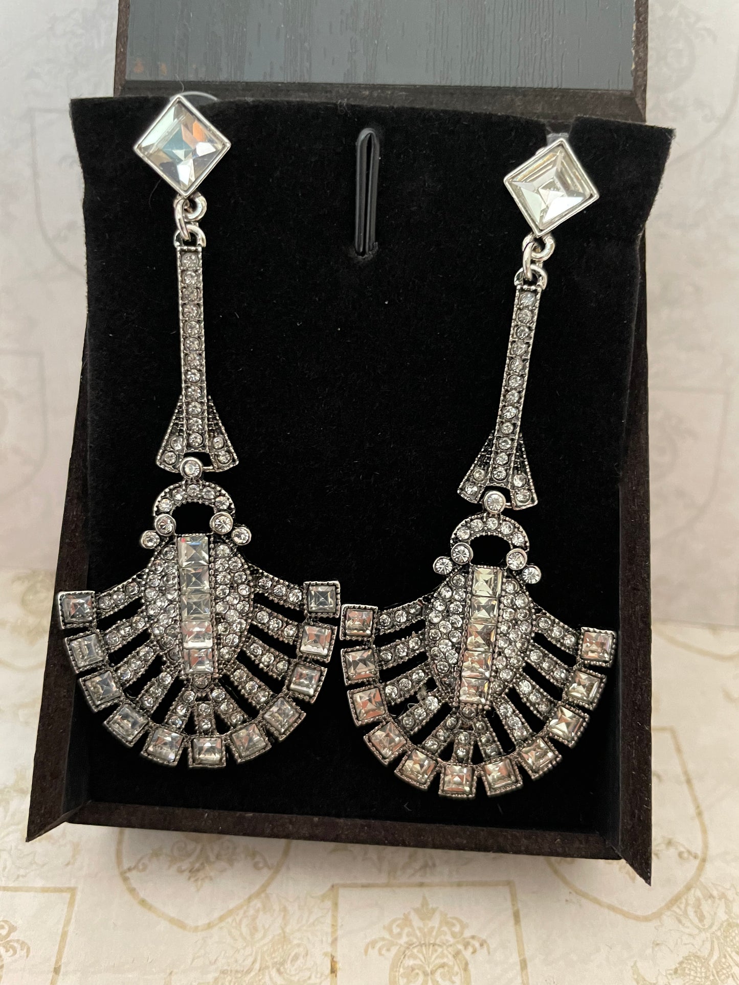 Crystal Gatsby Long Drop Earring