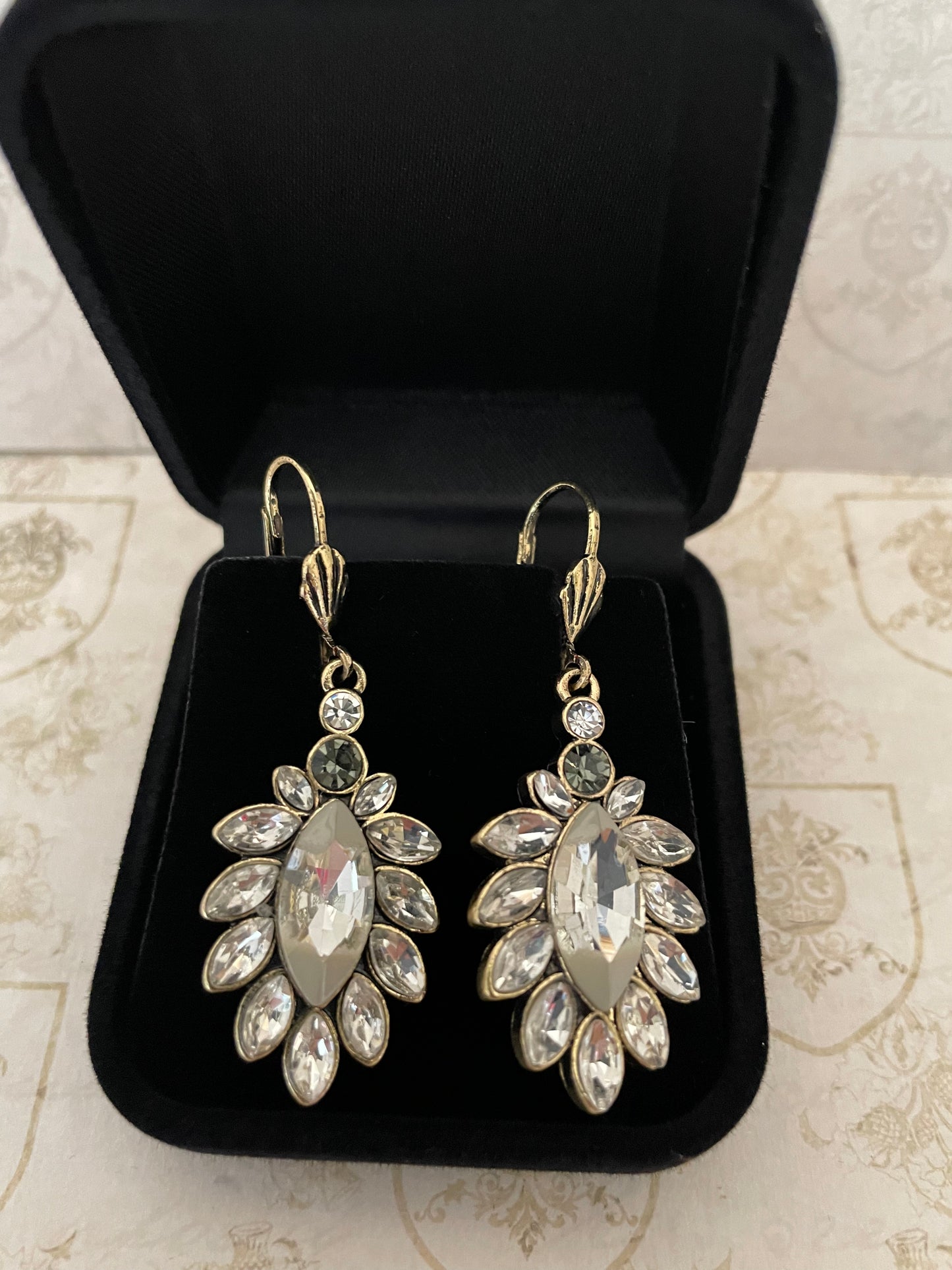 Diamanté 1950s Style White Opal Drop Earrings