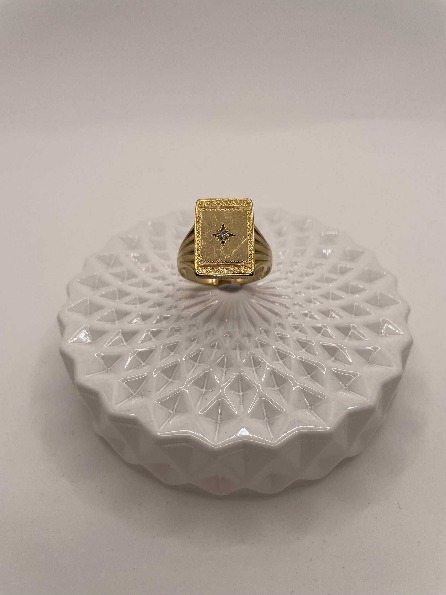 1960s Gold & Diamond Signet Ring