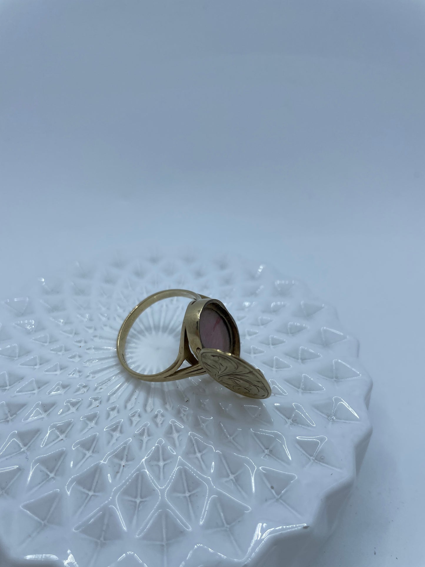 Vintage Gold Locket Ring